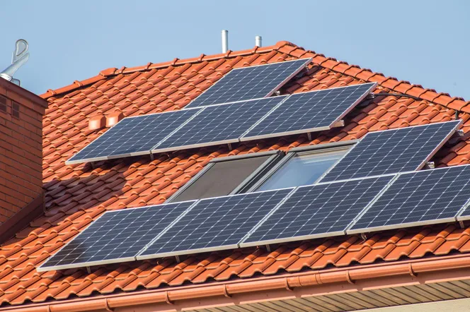 Postęp technologiczny w budowie ogniw PV – przegląd nowoczesnych rozwiązań