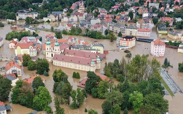 Powódź w Polsce. Odszkodowania dla powodzian. Co trzeba wiedzieć?