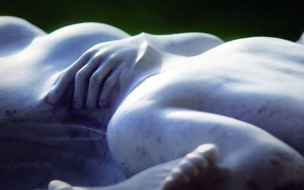 Sensualizm - rzeźba Ryszarda Piotrowskiego