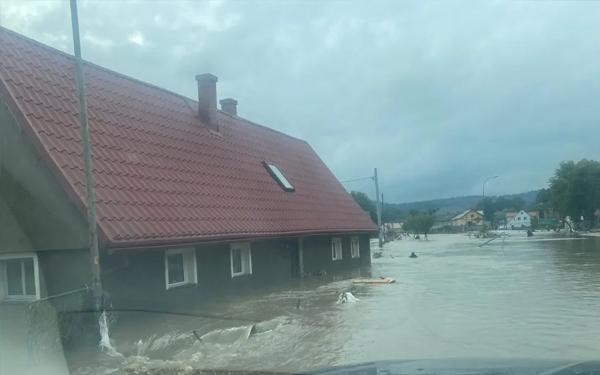 Ile powódź będzie kosztować PZU? Są szacunki