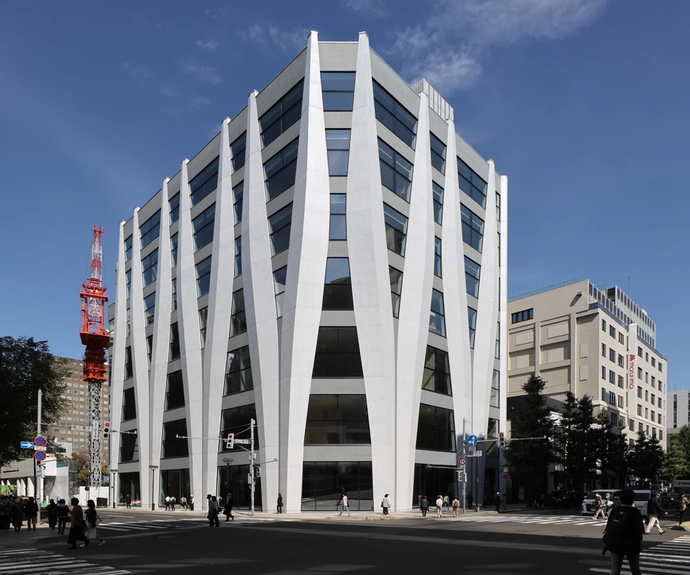 Inteligentny budynek, inteligentna konstrukcja – Ikeuchi Gate, Sapporo, Japonia