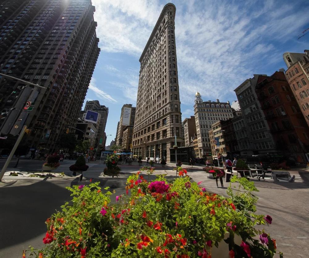 Innowacyjne rozwiązania Aluprof w wieżowcu Flatiron, jednym z najbardziej rozpoznawalnych budynków Nowego Jorku