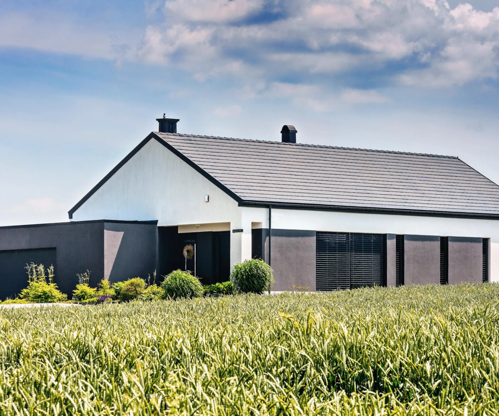 Zalety minimalistycznego dachu dwuspadowego