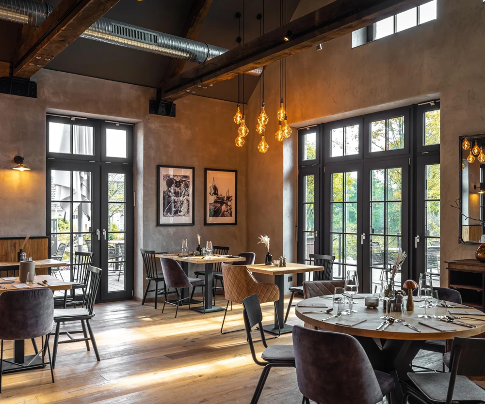 Loft docenia duże przeszklenia